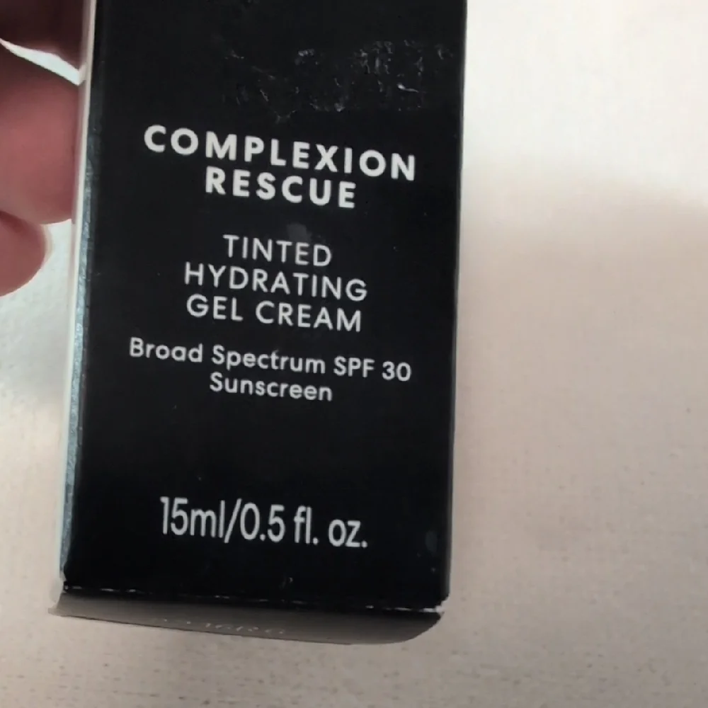bareMinerals Complexion Rescue Gel Cream in Birch